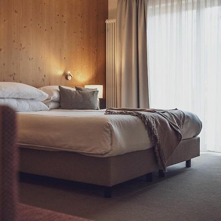 Hotel Waldhuus Давос Екстер'єр фото